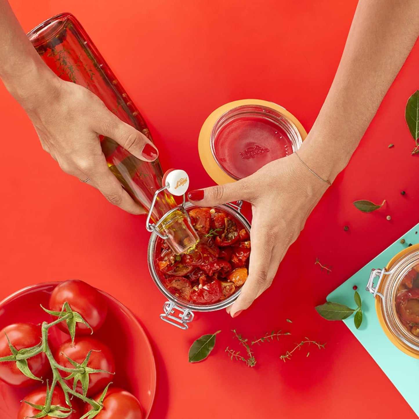 Le Parfait Pitchers | 32oz (Pack of 3) 1 Liter Glass Swing Top Milk Pitcher with Printed Logo & Airtight Swing Stopper | Glass Pitcher for Drinks, Smoothie, Preserving Juices & Salad Dressing