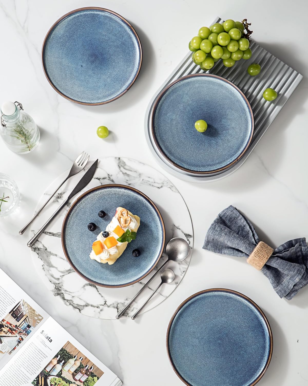 UNICASA Ceramic Dessert Plates - Dinner Salad Plates Set of 4, 8.25 Inch Round Serving Dishes Set for Pasta - Stoneware Dinnerware Set Kitchen, Dishwasher, Microwave & Oven Safe (Blue)