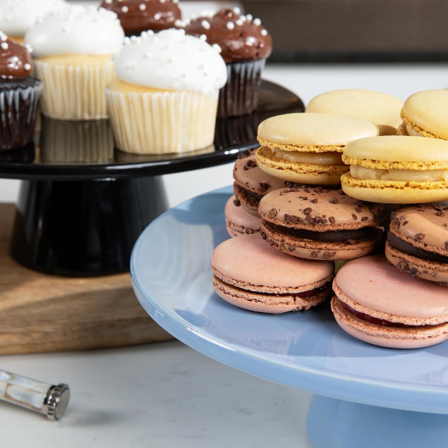 The Cake Stand -10 Inch Ceramic Pedestal Cake Stand with Gloss Finish - Modern Display for Cakes, Cupcakes, Cookies & More - Perfect for Weddings, Birthdays & Baby Showers (Rose)