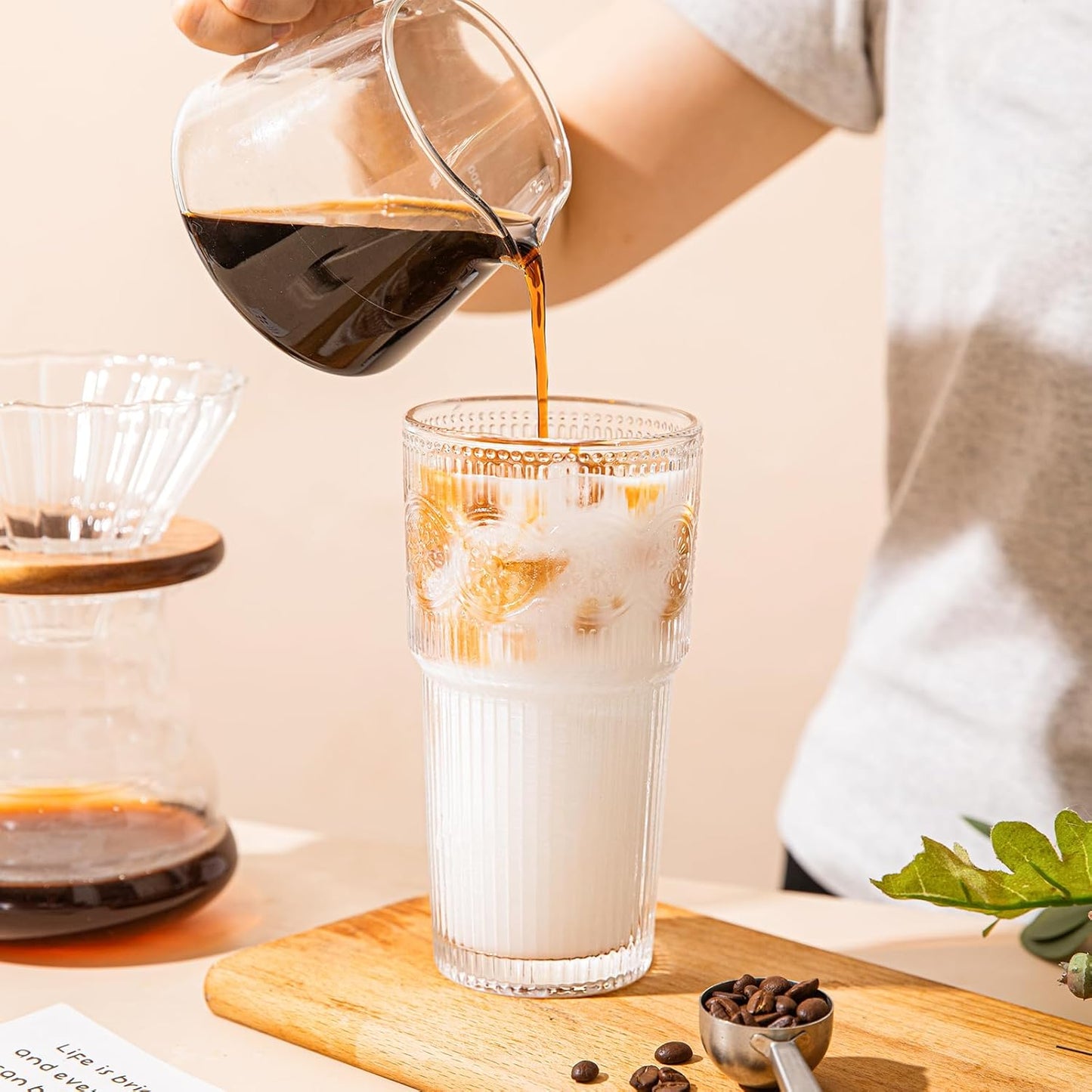 20oz Ribbed & Floral Glass Tumbler Set of 4 – Reusable Glass Cups with Lid and Glass Straw, To-Go Iced Coffee Cups for Water, Smoothie, Milk, Cocktail & More – Perfect for Daily Use & Travel