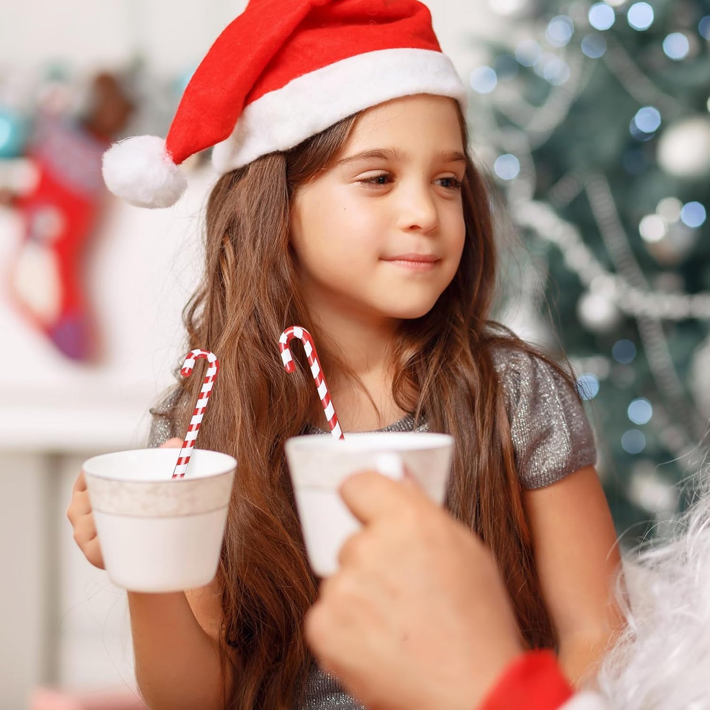 30 Pcs Christmas Drink Stirrers Xmas Stir Stick Holiday Coffee Swizzle Stick Reusable Plastic Hot Cocoa Bar Chocolate Decoration Cocktail Mixer(Candy Cane,Red and White)