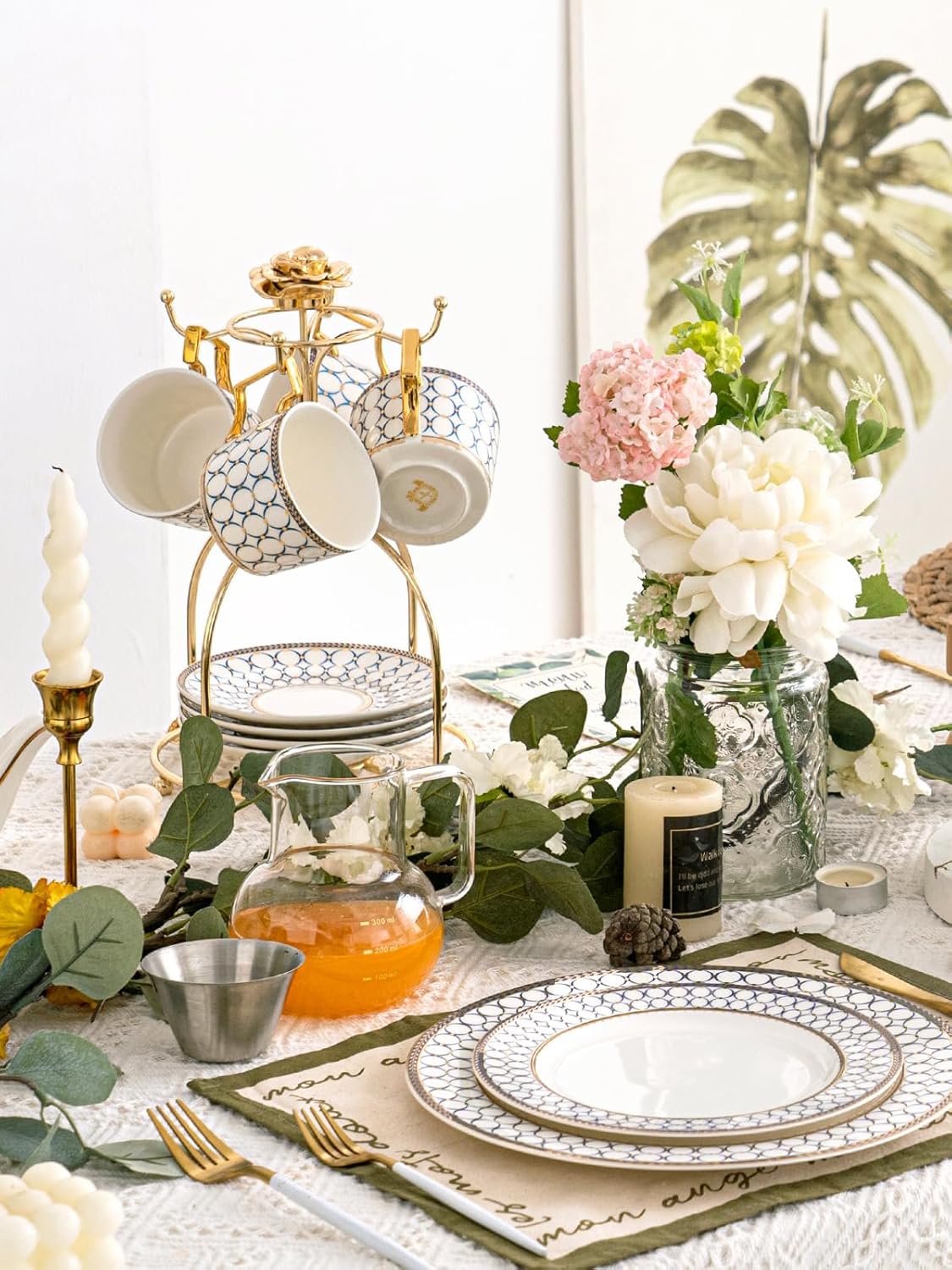 CwlwGO-European style cup and saucer set, 7 oz (about 198.4 grams) bone china exquisite glazed platinum tea cup and saucer (two sets), golden spoon, mug, cappuccino, latte, MOCHA, elegant female suit.