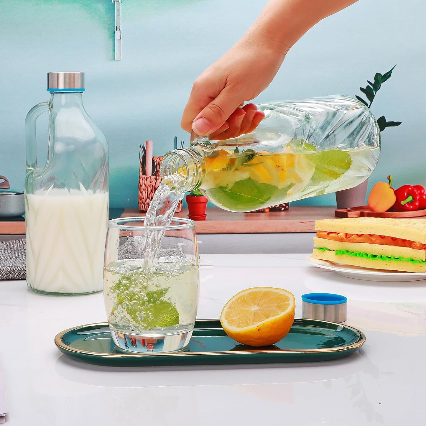 1 Pack 36oz Clear Glass Pitcher with Lid and Handle,Coffee Carafe Beverage Serveware,Water Jug for Making Tea and Juice