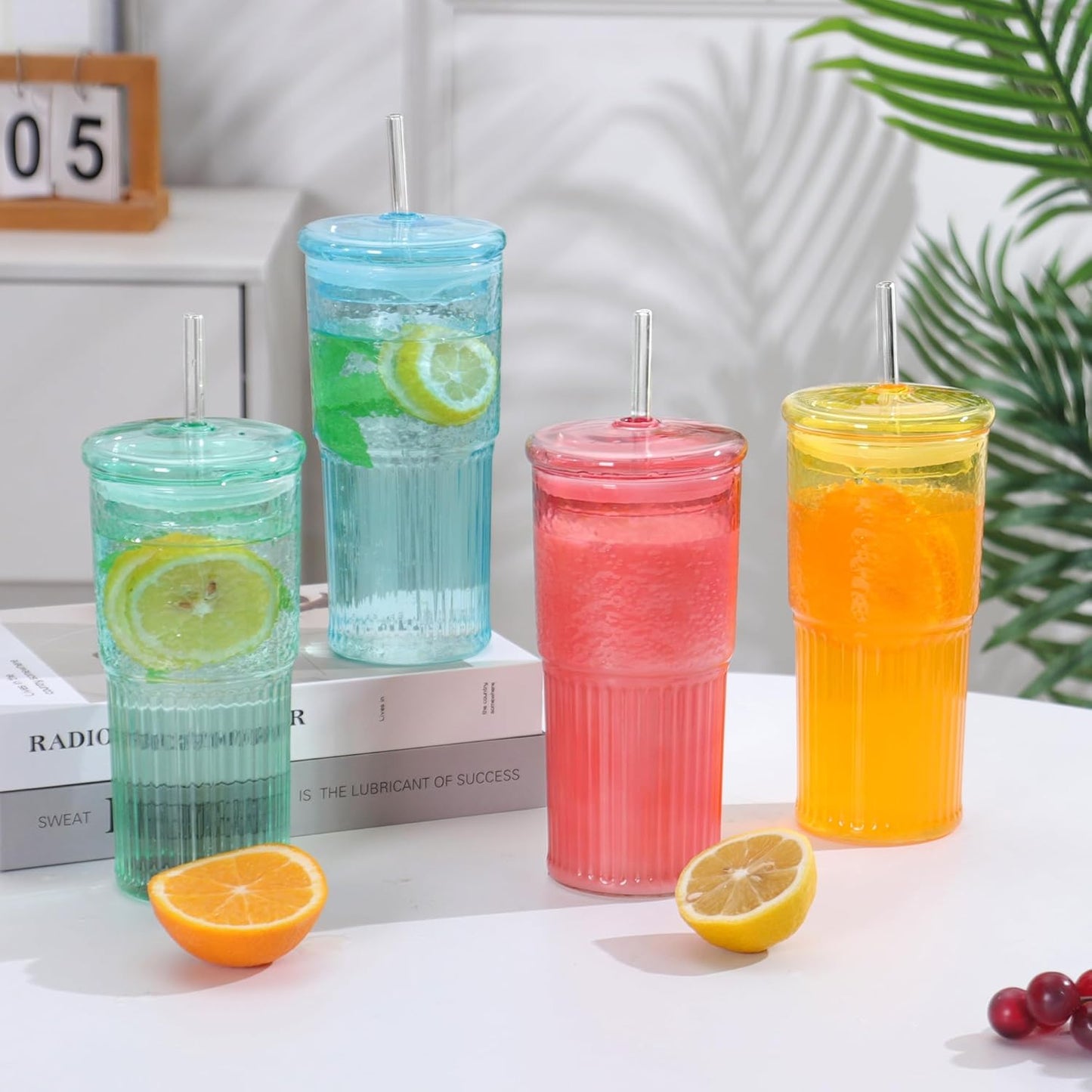 20 OZ Glass Cup with Lids and Glass Straws, High Borosilicate Iced Coffee Glass Tumblers with Lid and Straw for Drinks, 2pcs Reusable Wide Mouth Smoothie Cup(Blue)