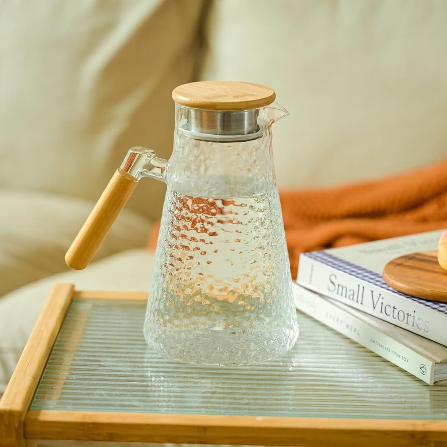 Glass Pitcher, 60 oz 1.8 Liter Glass Water Pitcher with Lid,Hand Blown Iced Tea Pitcher for Fridge,for Juice, Coffee, Milk, Cold or Hot Beverages, Heat Resistant