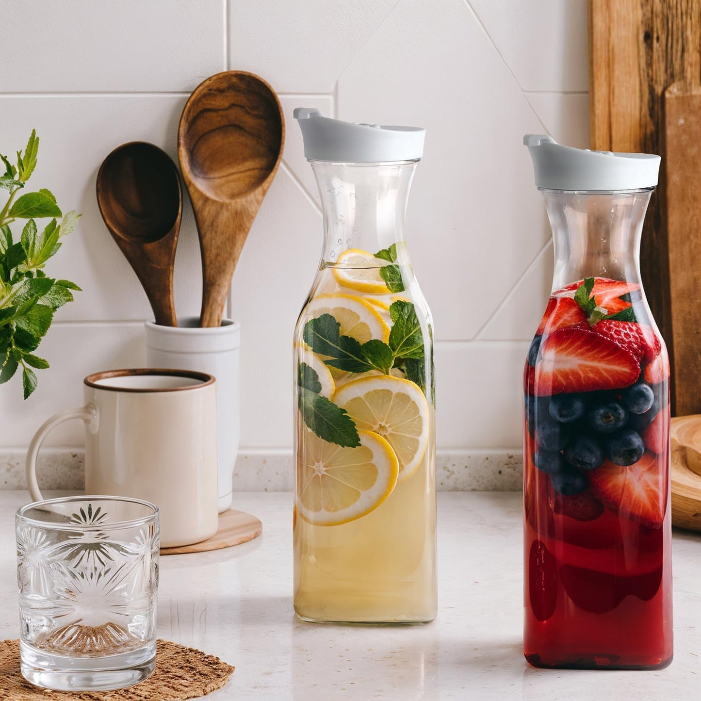 GUSTO [50 oz - 6 Pack] Plastic Carafe with Lid, Large Capacity Square Base - Clear Pitcher with Flip Top Lid, Easy-Pour Spout Juice Containers with Lids - Perfect for Mimosa Bar, Water, and Cold brew