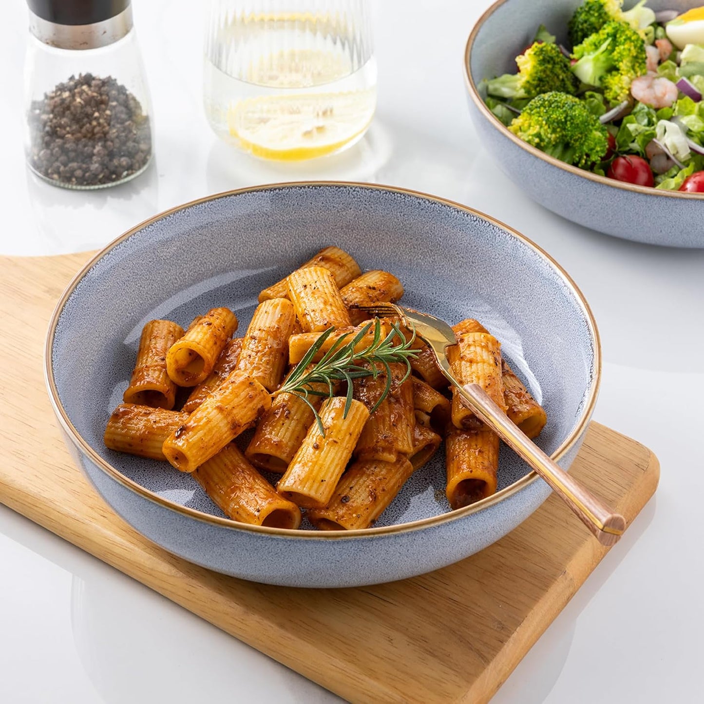 GBHOME 9'' Large Ceramic Pasta Bowls, 38oz Stoneware Pasta Serving Bowls Set of 4 for Kitchen, Wide Bowls for Fruit,Pasta,Salad,Oatmeal,Meal, Microwave Safe, Reactive Glaze-Blue