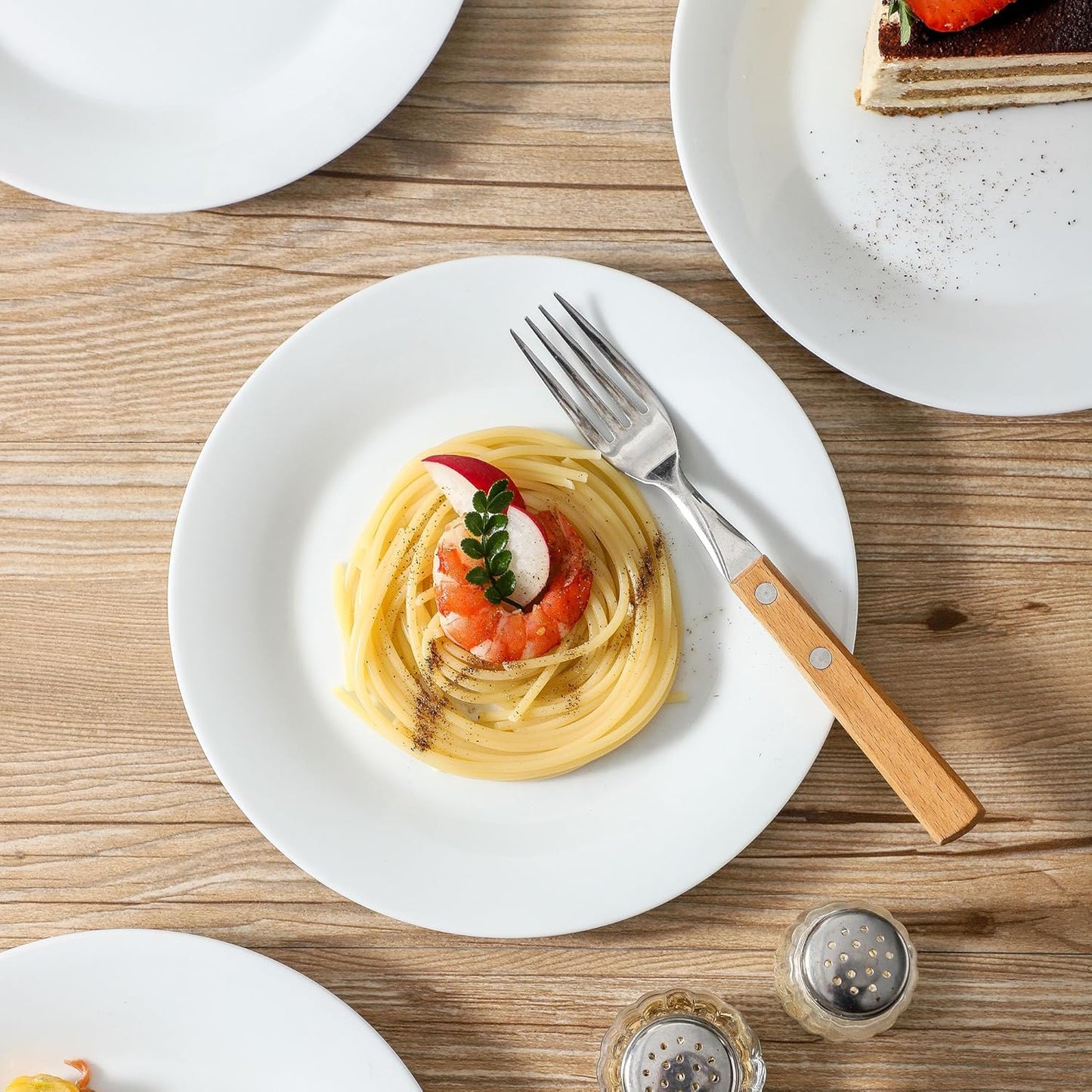 fMBB 4-Piece Salad Plates Set, 8 inch Ceramic Lightweight Round Plate Dessert Dish, Smooth Glaze - White Modern Dinnerware Set for Kitchen Serving