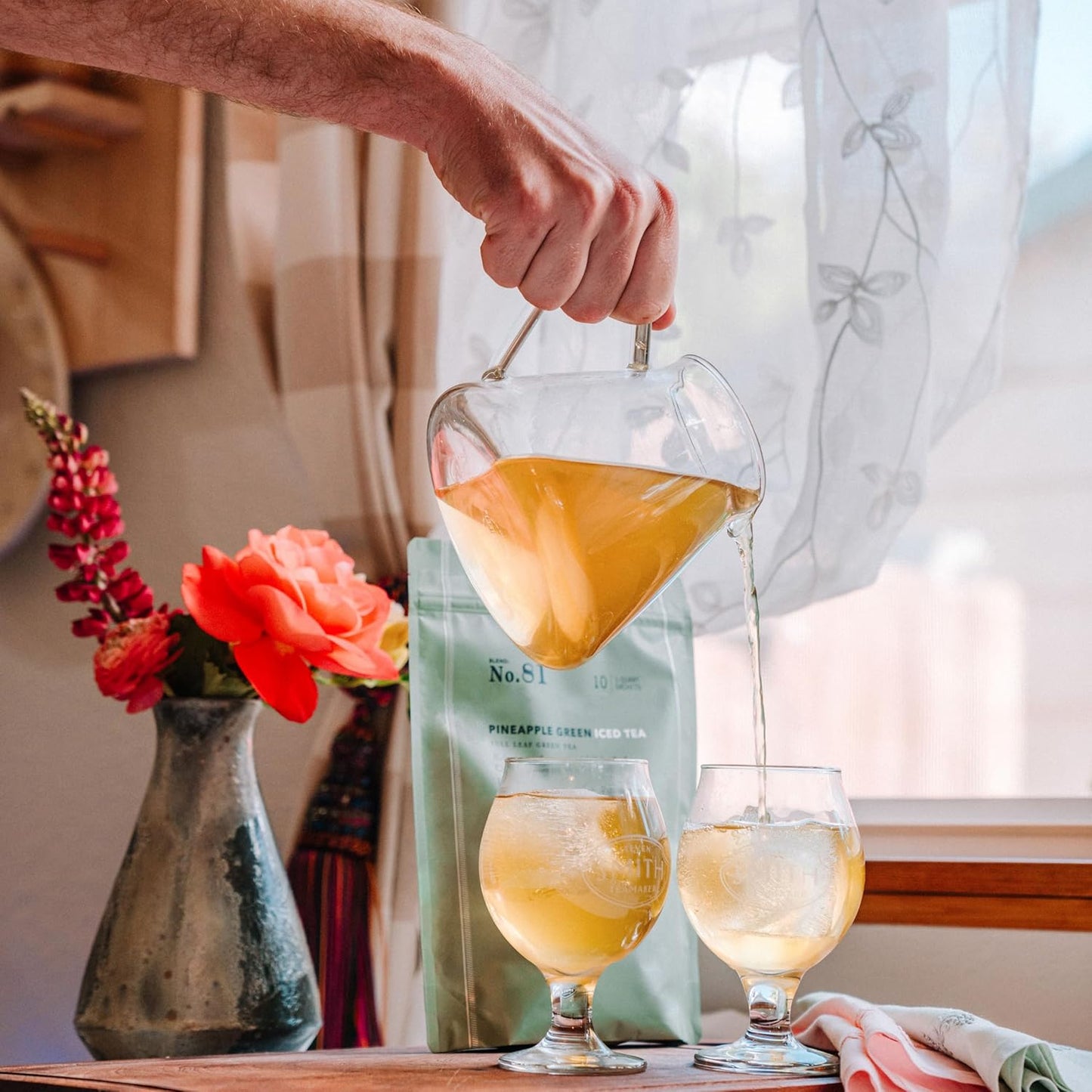 Steven Smith Teamaker Pineapple Green Iced Tea No. 81, Refreshing, Caffeinated, Sustainably Grown, Full Leaf Green Iced Tea, 10 Count, 1 Quart Sachets