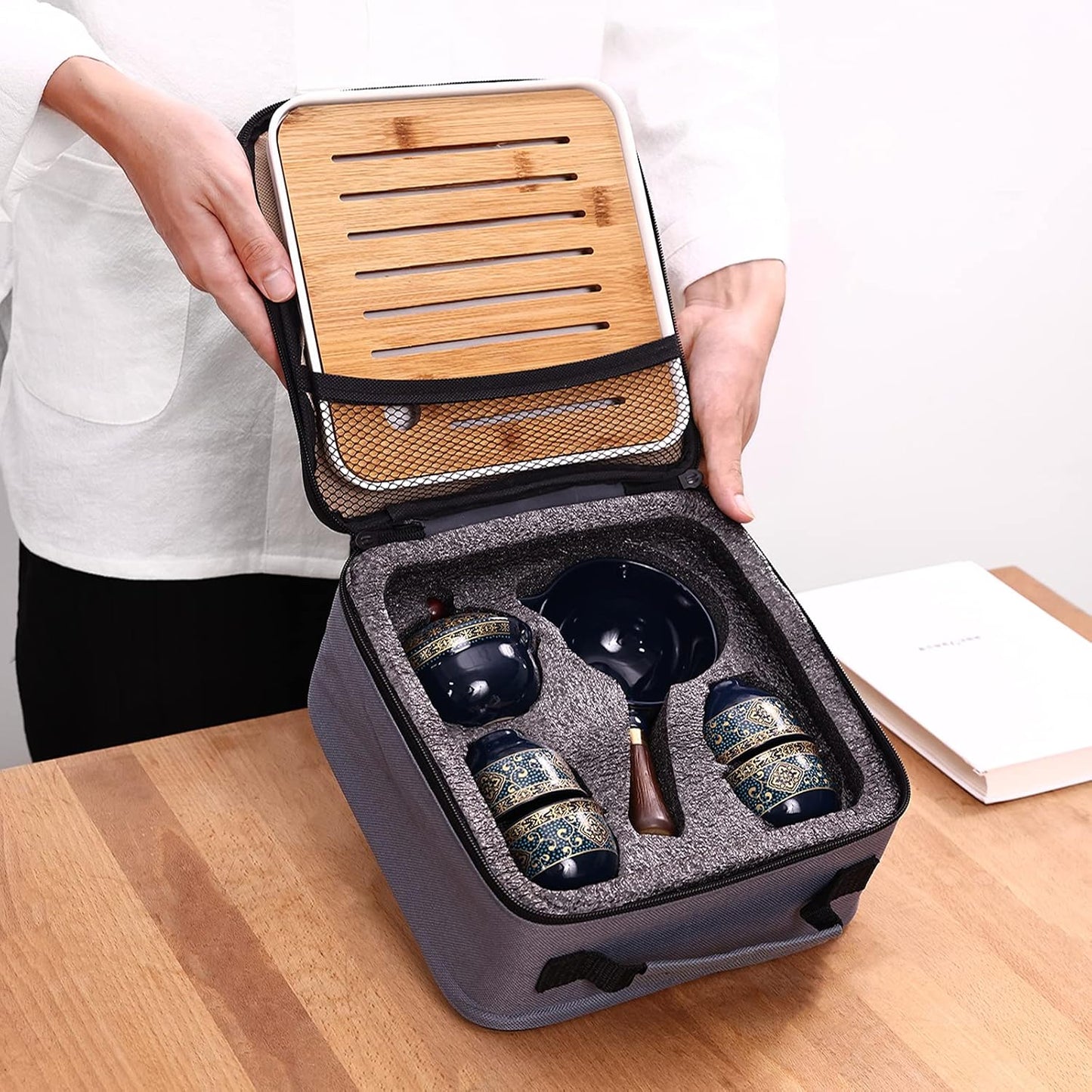 LURRIER Porcelain Chinese Gongfu Tea Set,Portable Teapot Set with 360 Rotation Tea maker and Infuser,Portable All in One Gift Bag for Travel,Home,Gifting,Outdoor and Office (Green)