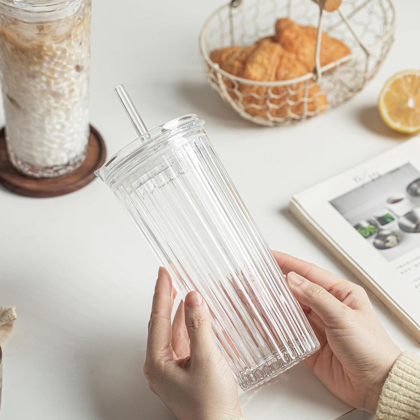 KEMORELA Ribbed Glass Tumbler with Straw and Lid – 18oz Durable Leak-Proof Drinking Cup for Hot and Cold Beverages – Stylish Design, Ideal for Iced Coffee, Smoothies, and More (2PCS-A)