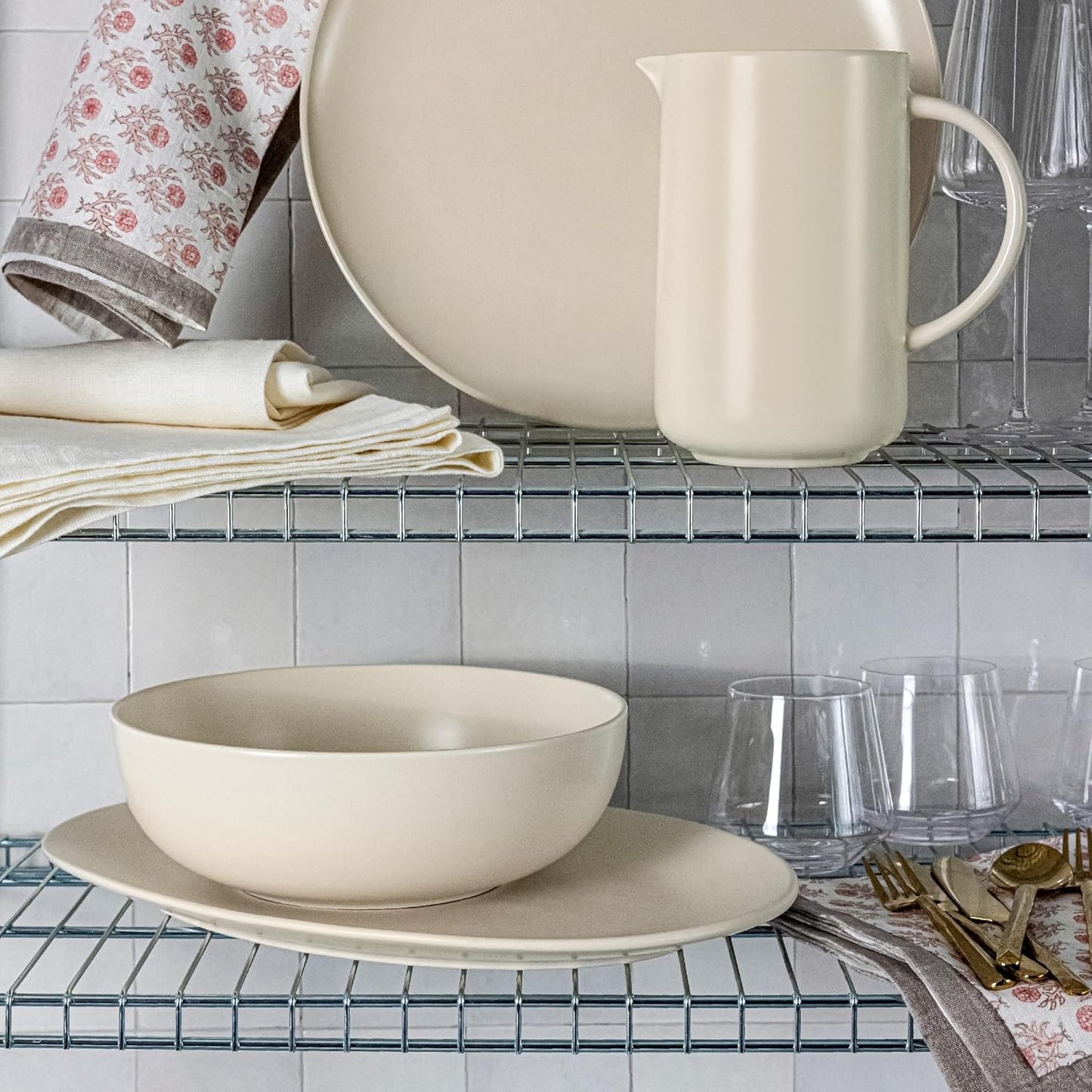 over&back Coupe Stoneware Serving Platter - Elegant 1-Piece Oval Serving Platter to Complete Your Kitchen Set - 16.4" x 11.5" - Semi-Matte Ivory