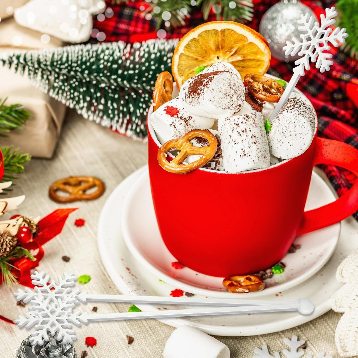 30 Pcs Christmas Drink Stirrers Xmas Stir Stick Holiday Coffee Swizzle Stick Reusable Plastic Hot Cocoa Bar Chocolate Decoration Cocktail Mixer (Snowflake,White)